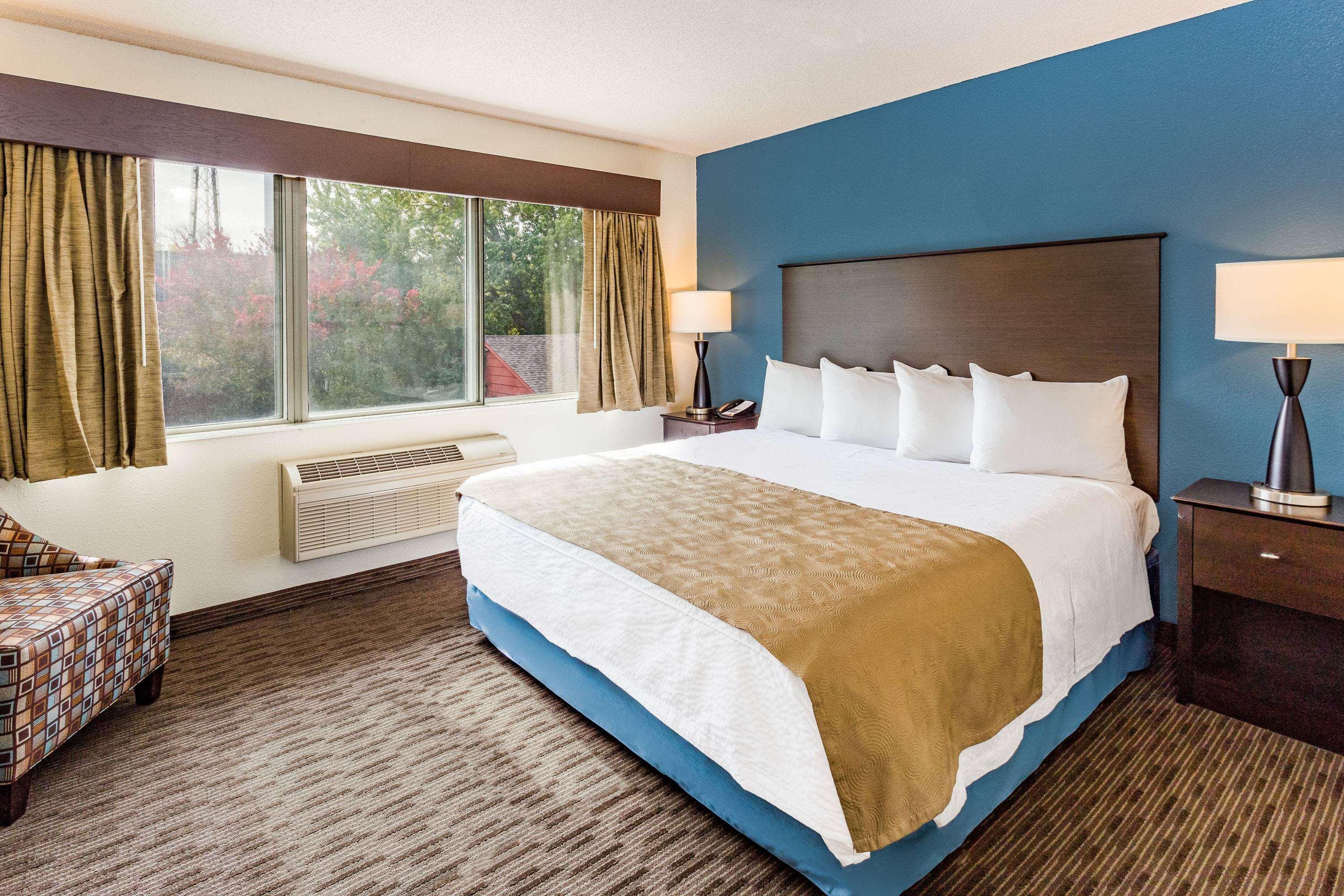 Americinn By Wyndham Hotel And Suites Long Lake Экстерьер фото